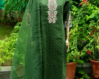 Green Silk Kurta Set: Embroidered Indian Salwar Kameez with Dupatta