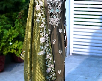 Olivgrün bestickte Seidenmischung Kurta Set: Indische Hochzeit Salwar Kameez