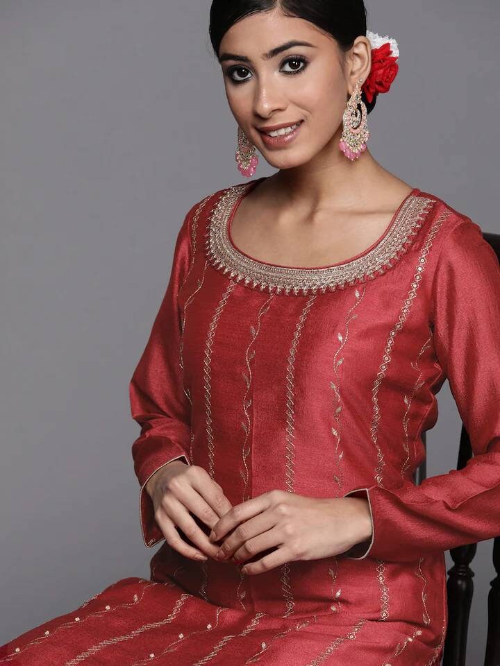 Red kurta shop for girl
