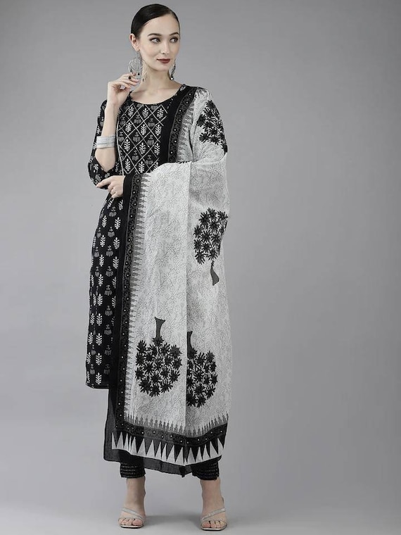 Black Kurti