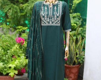 Green Silk Kurta Set: Indian Salwar Kameez with Dupatta