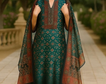 Green Silk Kurta Set: Embroidered Indian Wedding Outfit