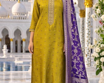 Green Silk Kurta Set: Embroidered Indian Wedding Outfit