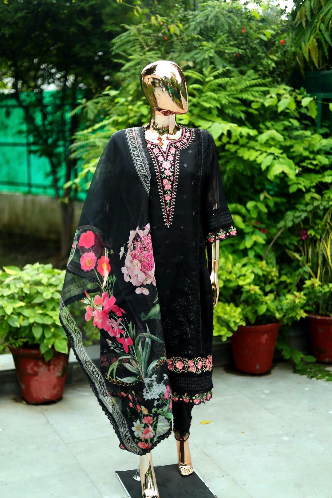 Black Embroidered Viscose-Rayon Kurta Set with Printed Organza Dupatta