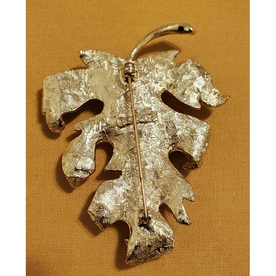 Vintage Sarah Coventry Maple leaf Brooch silver a… - image 2