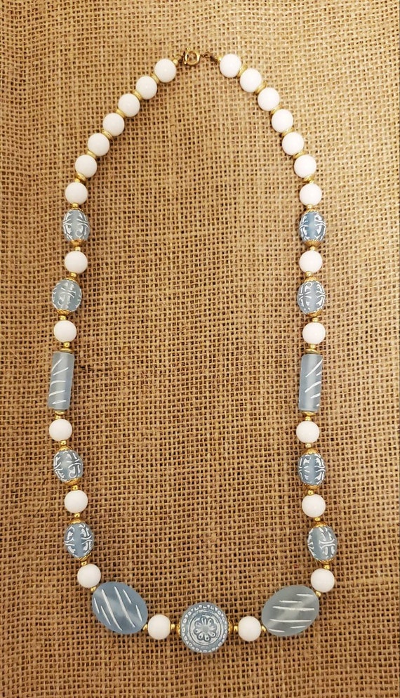 Vintage multi-sized baby blue and white beaded nec