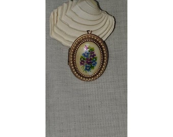 Vintage Avon Faux Seed Pearl Floral Locket Pendant