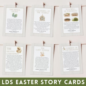 Puede incluir: Seis tarjetas rectangulares con texto e ilustraciones, sujetas a una cuerda con pinzas de madera. Las tarjetas presentan títulos como "Entrada Triunfal" y "La Última Cena". Las palabras "LDS Easter Story Cards" están en la parte inferior.