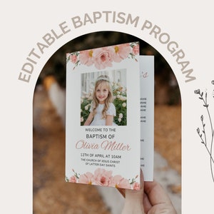 Puede incluir: Un programa de bautismo floral rosa con una foto de una ni&ntilde;a con un vestido blanco. El programa incluye el texto "Bienvenido al bautismo de Olivia Miller" y la fecha "12 de abril a las 10:00 a. m.".