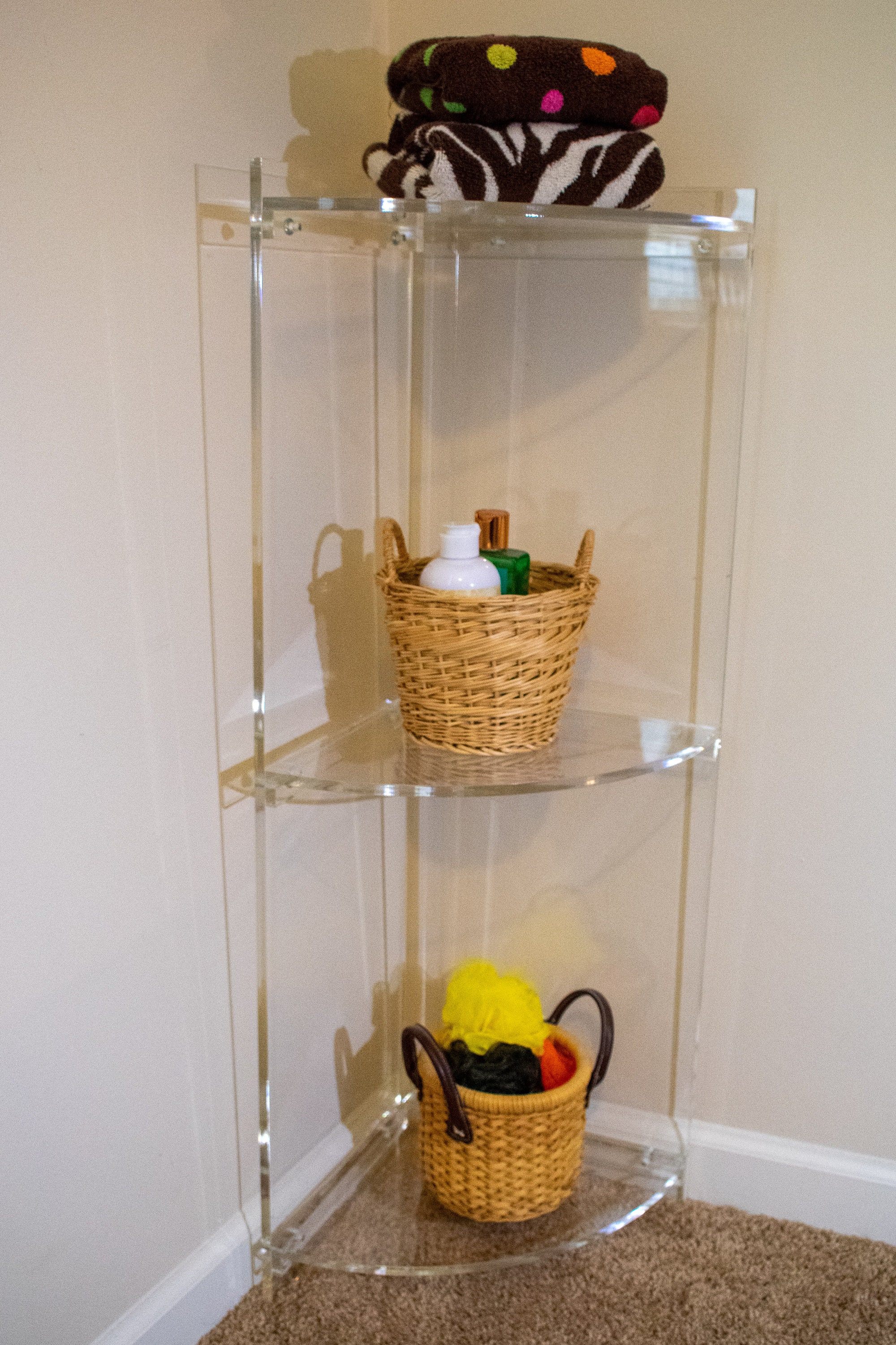Acrylic Corner Storage Shelf – The Better House