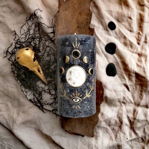 Candle &quot;Golden Eye&quot;