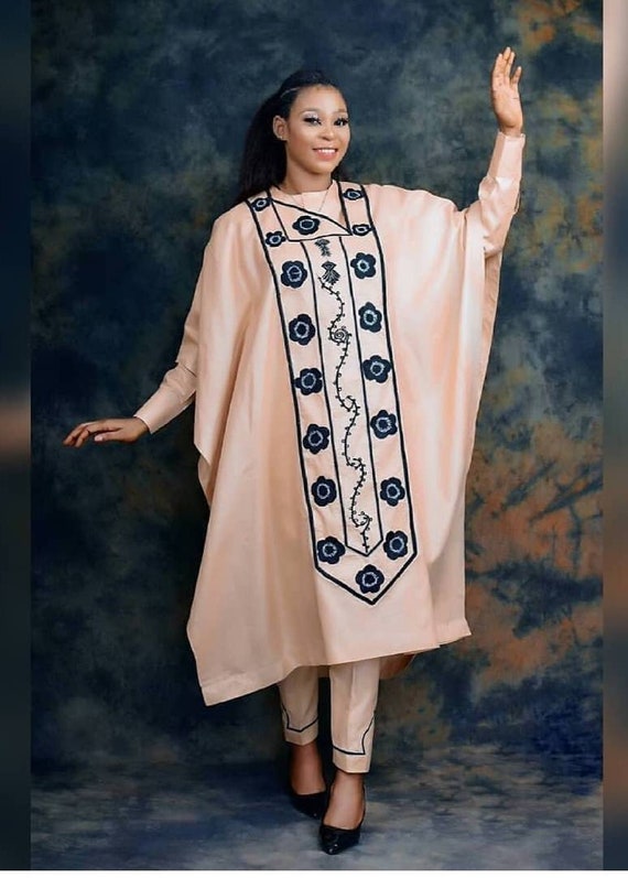 Elegant Women's Agbada: 3-piece African Wedding Suit