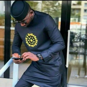Tutu African men clothing/kaftan/wedding suit/grooms men suit/ groom suit/Dashiki men shirt/Senator wear/Men&#39;s wear/Senator suit