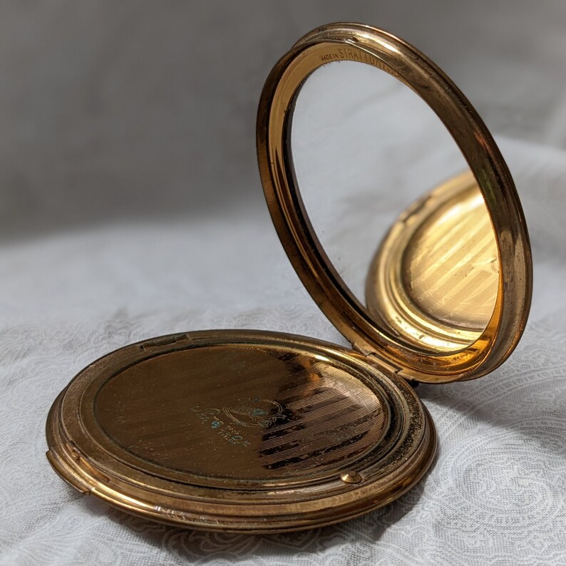 1940's Stratton Compact - Etsy