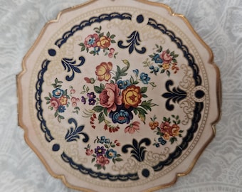 1960s Stratton Compact