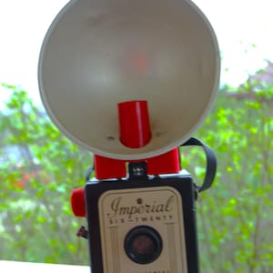 Imperial Six-Twent Flash Camera 620 film camera withoriginal flash unit