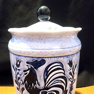 Lata vintage japonesa firmada por Lefton