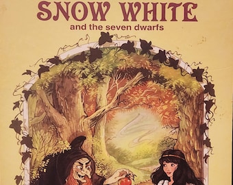 Vintage Snow White and The Seven Dwarfs