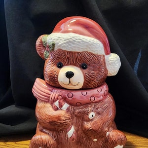 Vintage 12&quot; Christmas Bear Cookie Jar firmy Benchmark