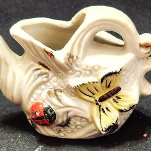 ヴィンテージ ミニチュア 4インチ x 2 1/2インチ 日本製ピッチャー