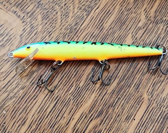 Black Minnow ORANGE GLOW édition limitée corps orange et liseret phosphorescent