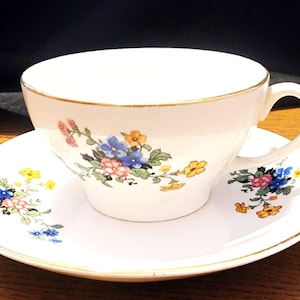 Vintage Tea Cup & Saucer from West End Pottery, Liverpool, OH