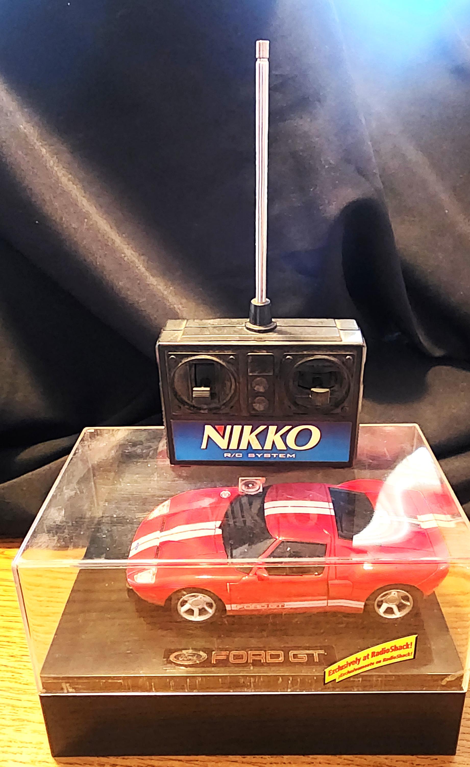 Vintage Premier Edition Ford GT Red/white Nikko Radio Control Car