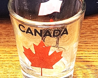 Vaso de chupito vintage de Canadá