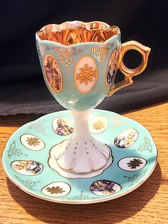 Vintage Sockel Porzellan Teetasse & Untertasse - Atemberaubend!