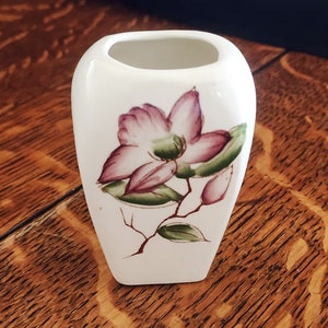 Vintage Miniature 4&quot; Japan White Porcelain Vase with Pink Flower