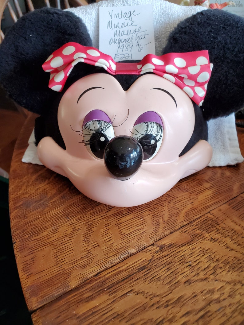 Vintage 1989 Minnie Mouse Hat from Disneyland Florida