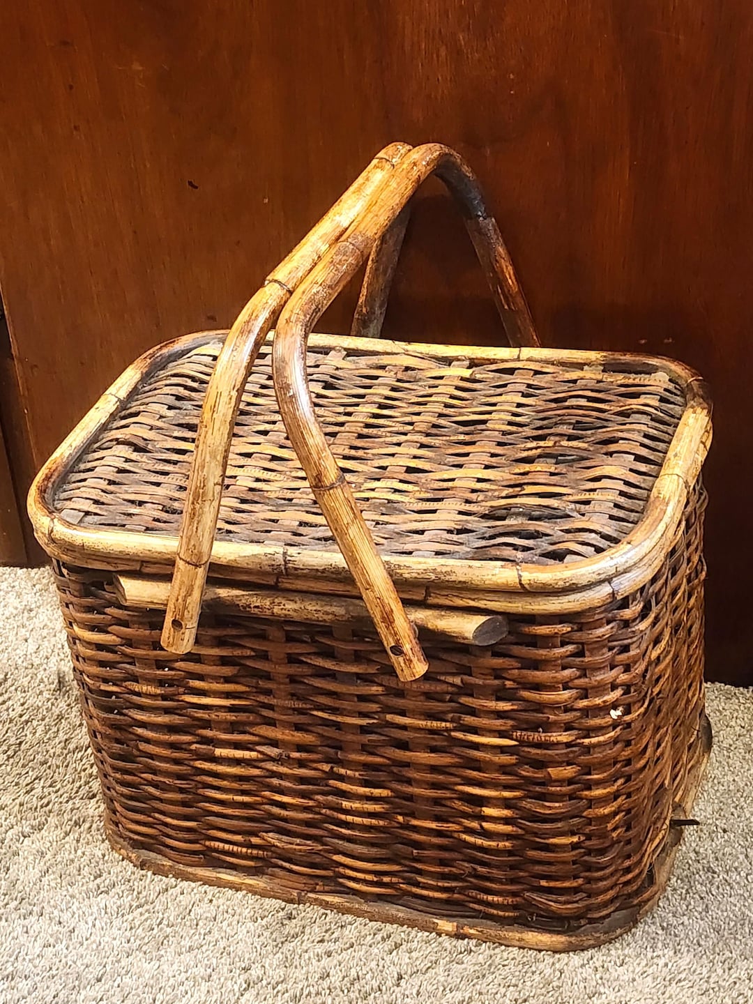 Vintage 18 X 12 1/2 X 12 Picnic Basket With Heavy Duty Wood