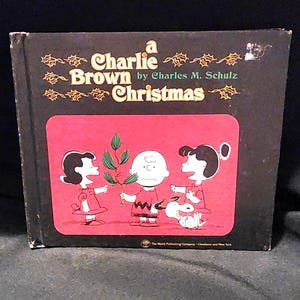 Vintage 1965 Charlie Brown&#39;s Christmas Hardcover Book - Charles Schultz - Very Good Condition