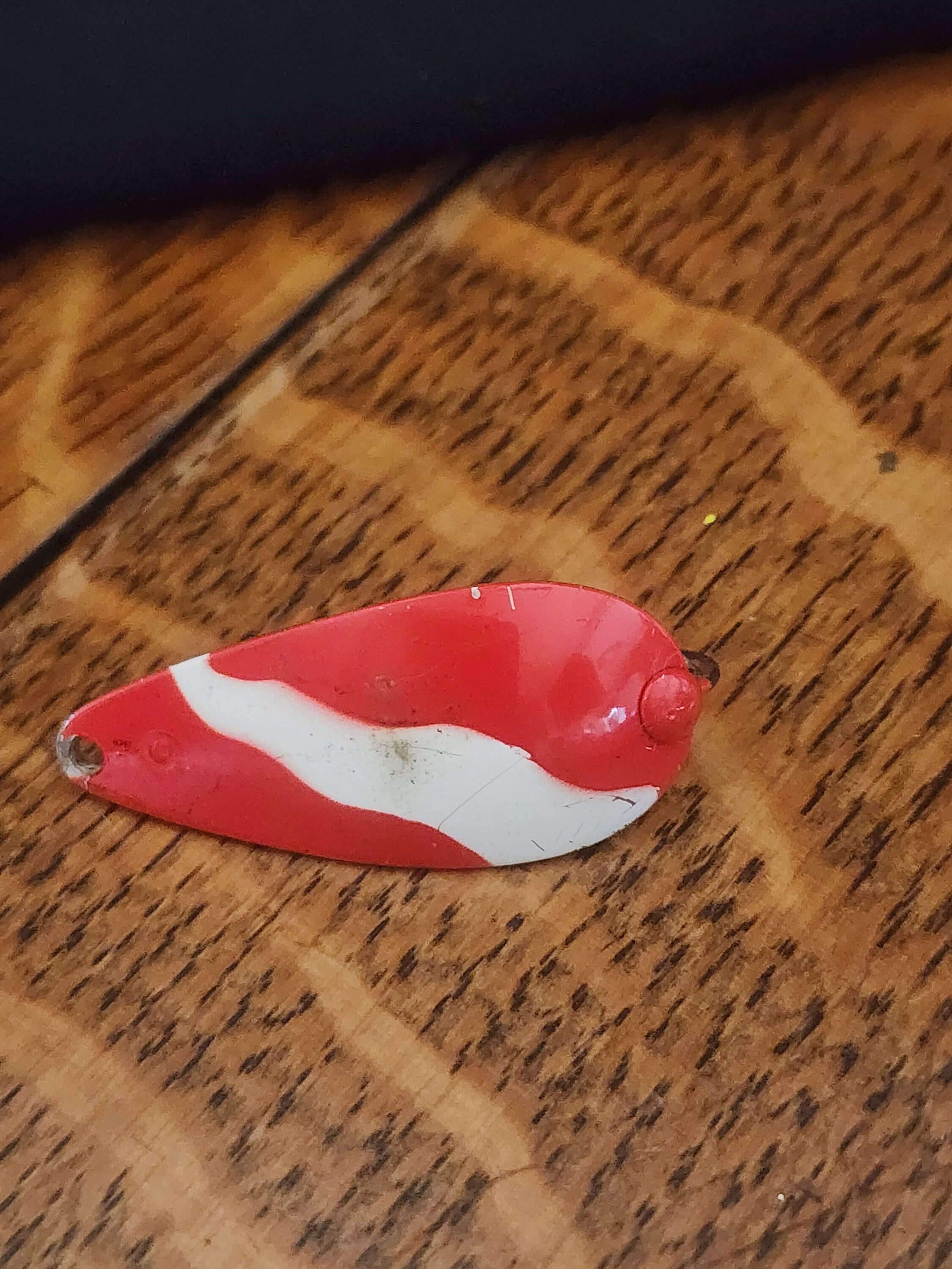 vintage rouge et blanc désherbant