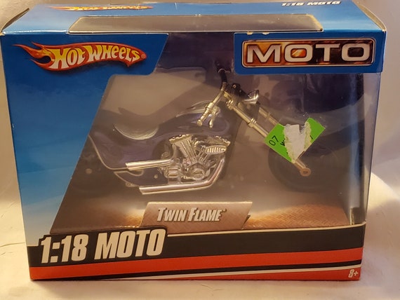 Vintage Hot Wheels Moto Twin Flame in 