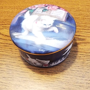 Vintage 2001 Kitten on the Keys Coby Carson Music Box