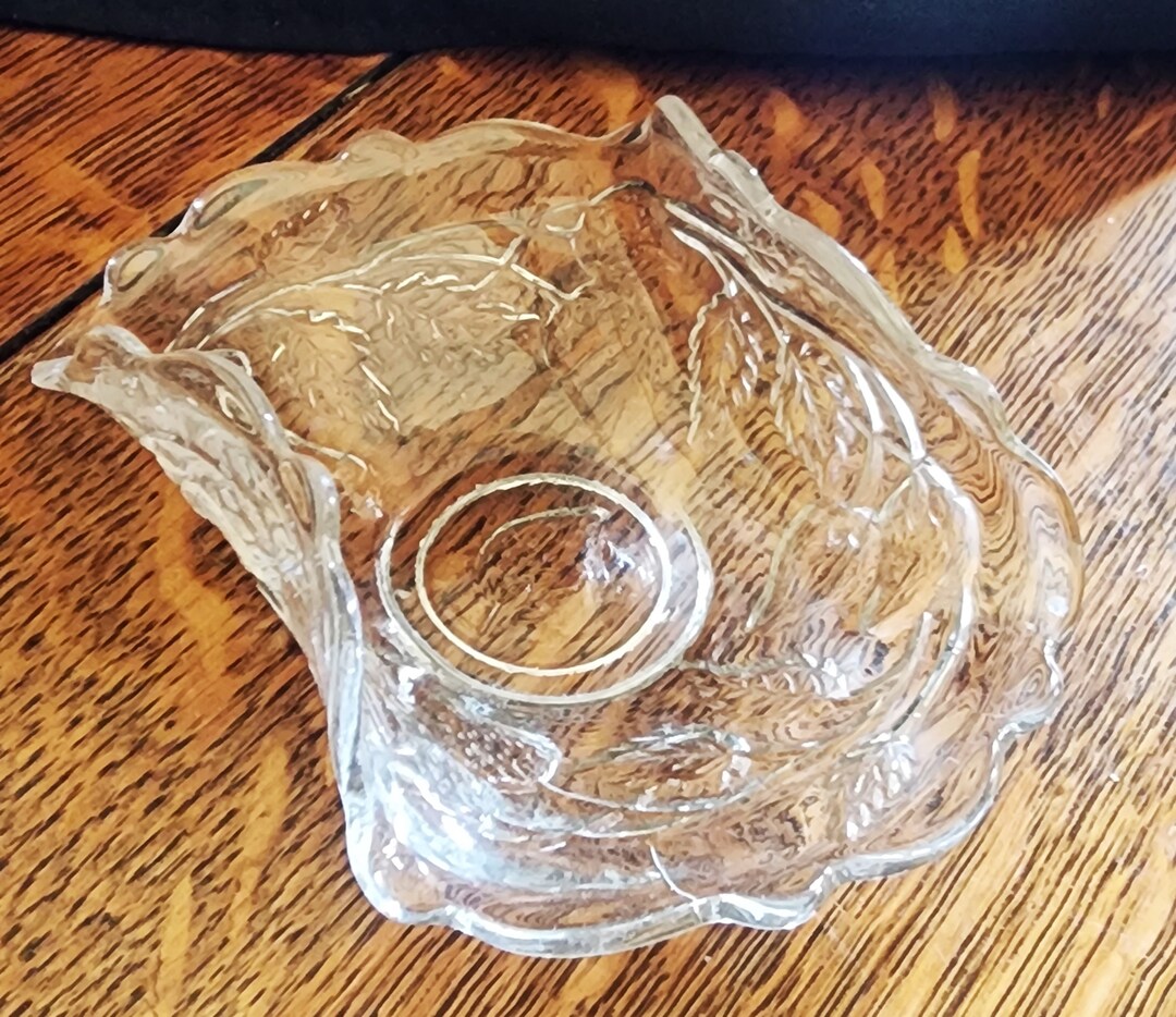 Vintage Curved Glass Plate With Strawberries Etsy