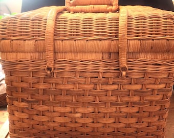 Vintage 15 x 15 x 10 Rattan Picnic Basket with Lid. Lid needs to be reattached with a Leather Strap