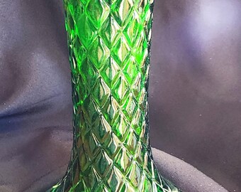 ♪昔の緑色のダイヤガラス　部品取り ♪昔の緑色のダイヤガラス 部品取り Vintage Green Glass 9