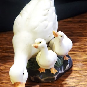 Vintage Ceramic Goose with 2 Babies