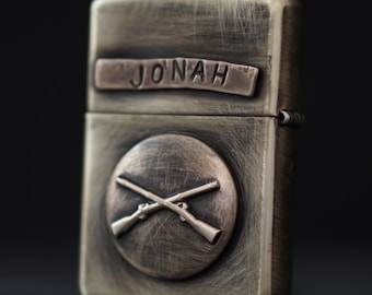 Customised Distressed Vintage Style Aged Brass Zippo Lighter with U.S. Rifle Badge Emblem and Personalised Name Engraving