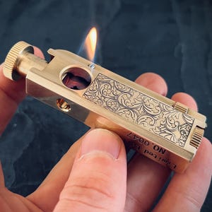 Ornate Engraved Limited Edition Heavy Duty Retro Vintage Style Smooth Solid Brass Gold Lighter