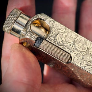 Ornate Engraved Limited Edition Heavy Duty Retro Vintage Style Smooth Solid Brass Gold Lighter