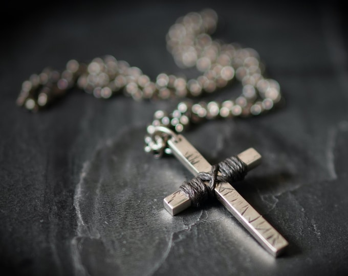 Featured listing image: Rope Wrapped Heavily Distressed Solid Sterling Silver 925 Rustic Oxidised Cross Crucifix Pendant with Matching 22" inch Necklace Chain