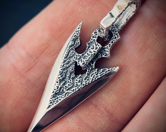 Rustic 925 Sterling Silver Arrowhead Pendant – Oxidised & Distressed, Etched Hammered Texture