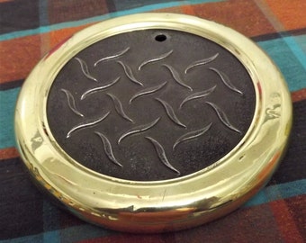 Warming Trivet Cast Iron with Brass Collar ][ Item#215 D