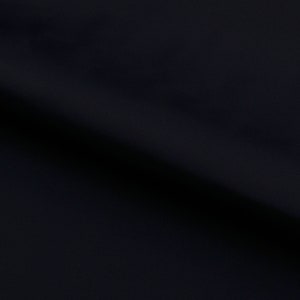 Pu&ograve; includere: Un tessuto blu scuro con una texture liscia.