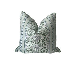 Thibaut Fair Isle Green & Blue Pillow Cover: Green Geometric Medallion Stripe, Kelly Green Welting