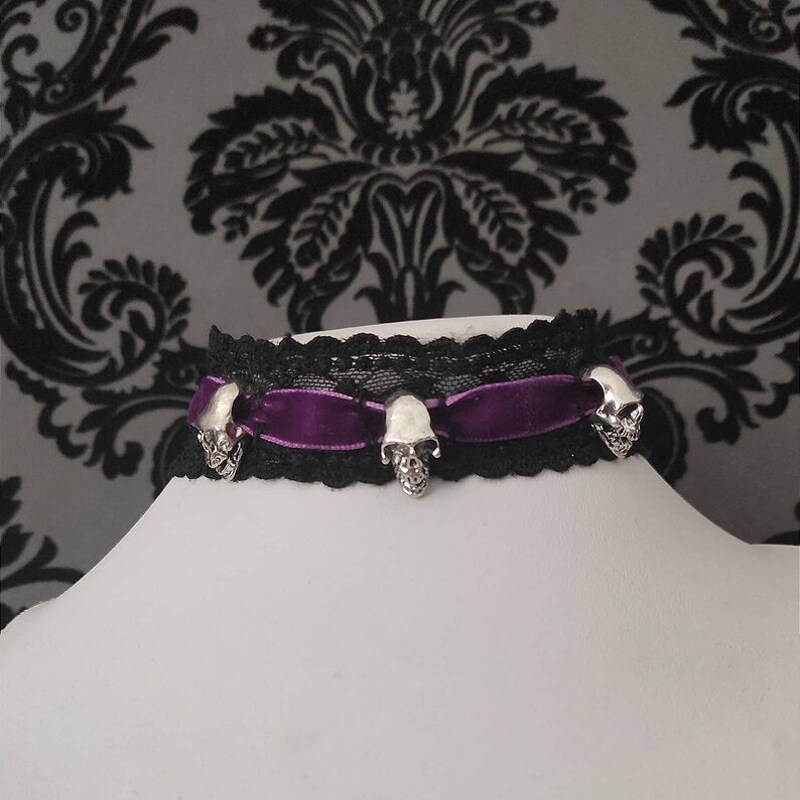 The Leota Choker main image 0