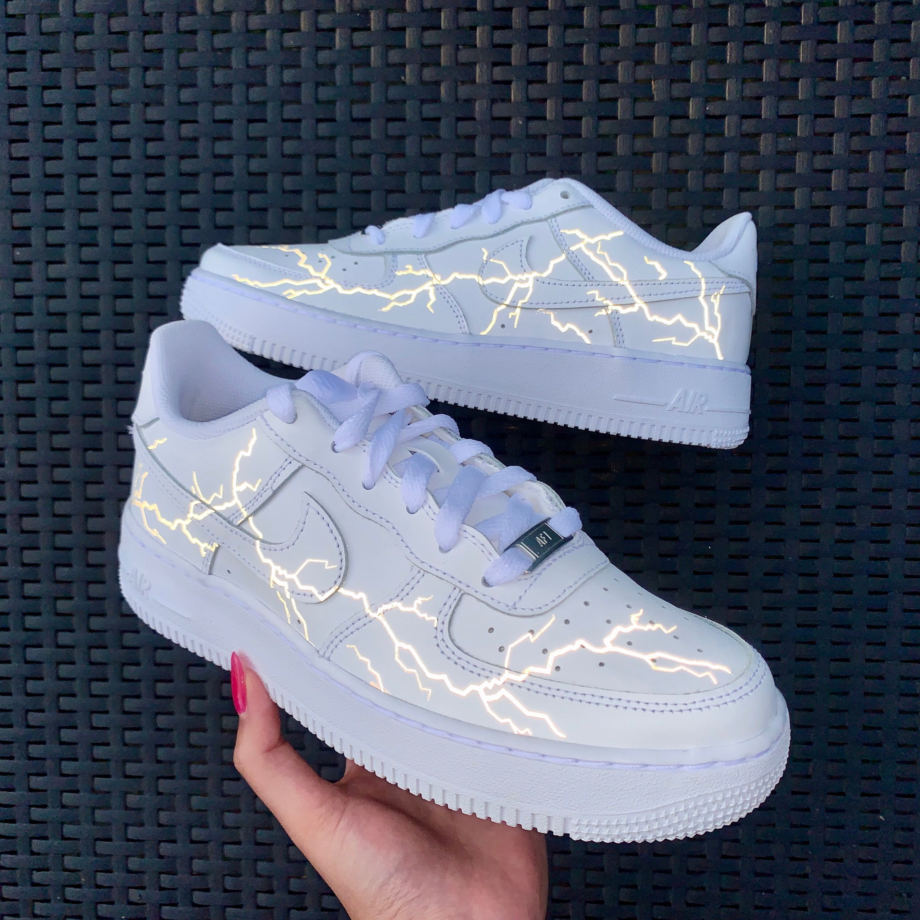 lightning reflective af1